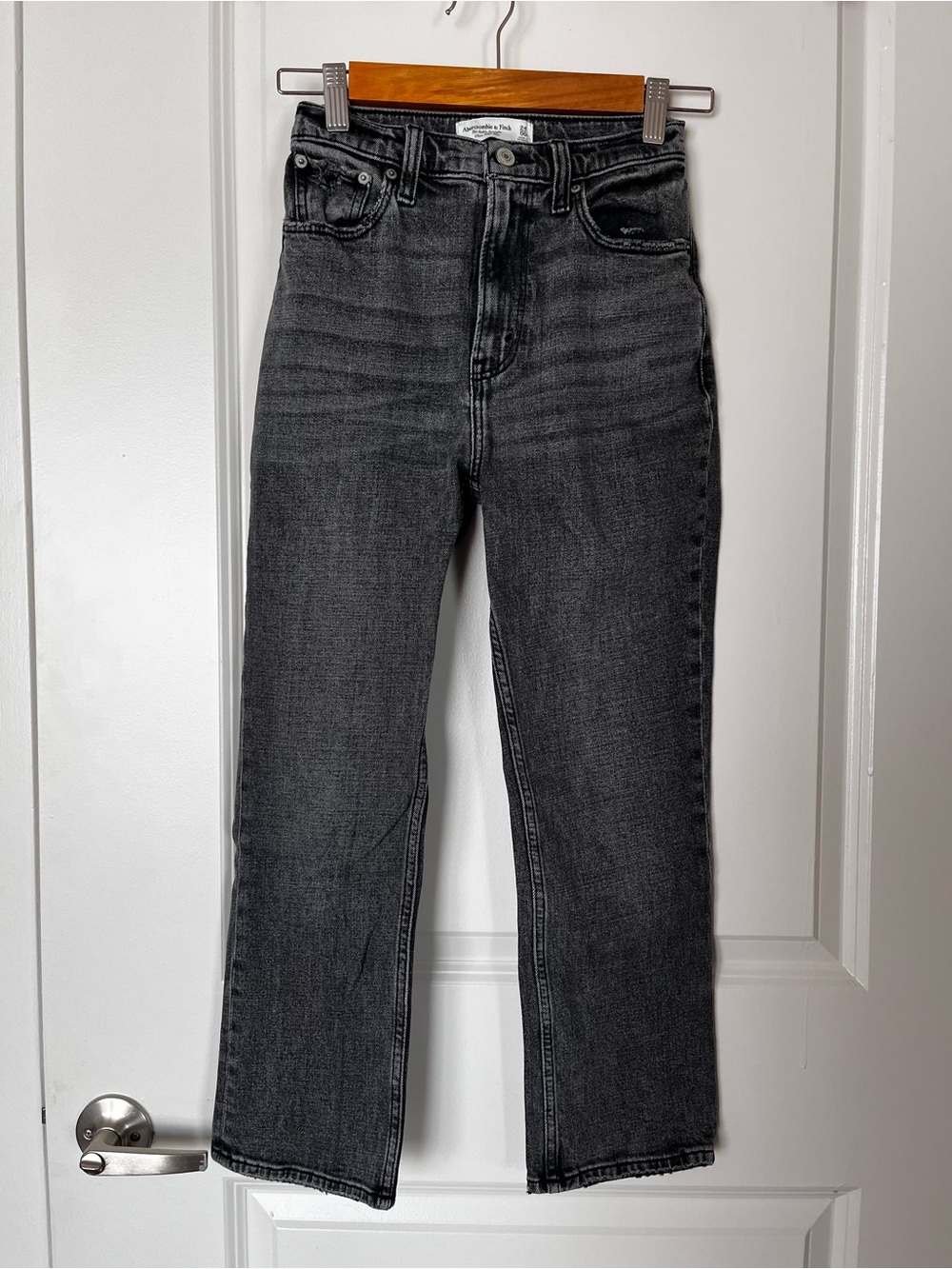 Abercrombie & Fitch Curve Love Ankle Straight Ultra High Rise Jean 24S Black